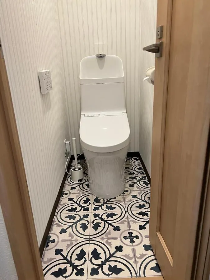 Guest House Kubo Homes Tanimachi Osaka 0*,  Japan
